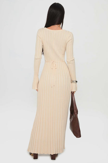 Ribbed Knit V Neck Long Sleeve Maxi Dress