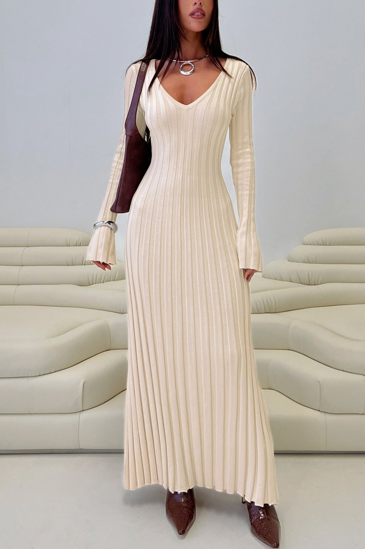 Ribbed Knit V Neck Long Sleeve Maxi Dress