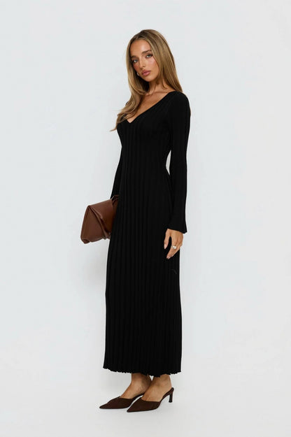 Ribbed Knit V Neck Long Sleeve Maxi Dress