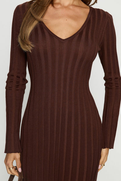 Ribbed Knit V Neck Long Sleeve Maxi Dress