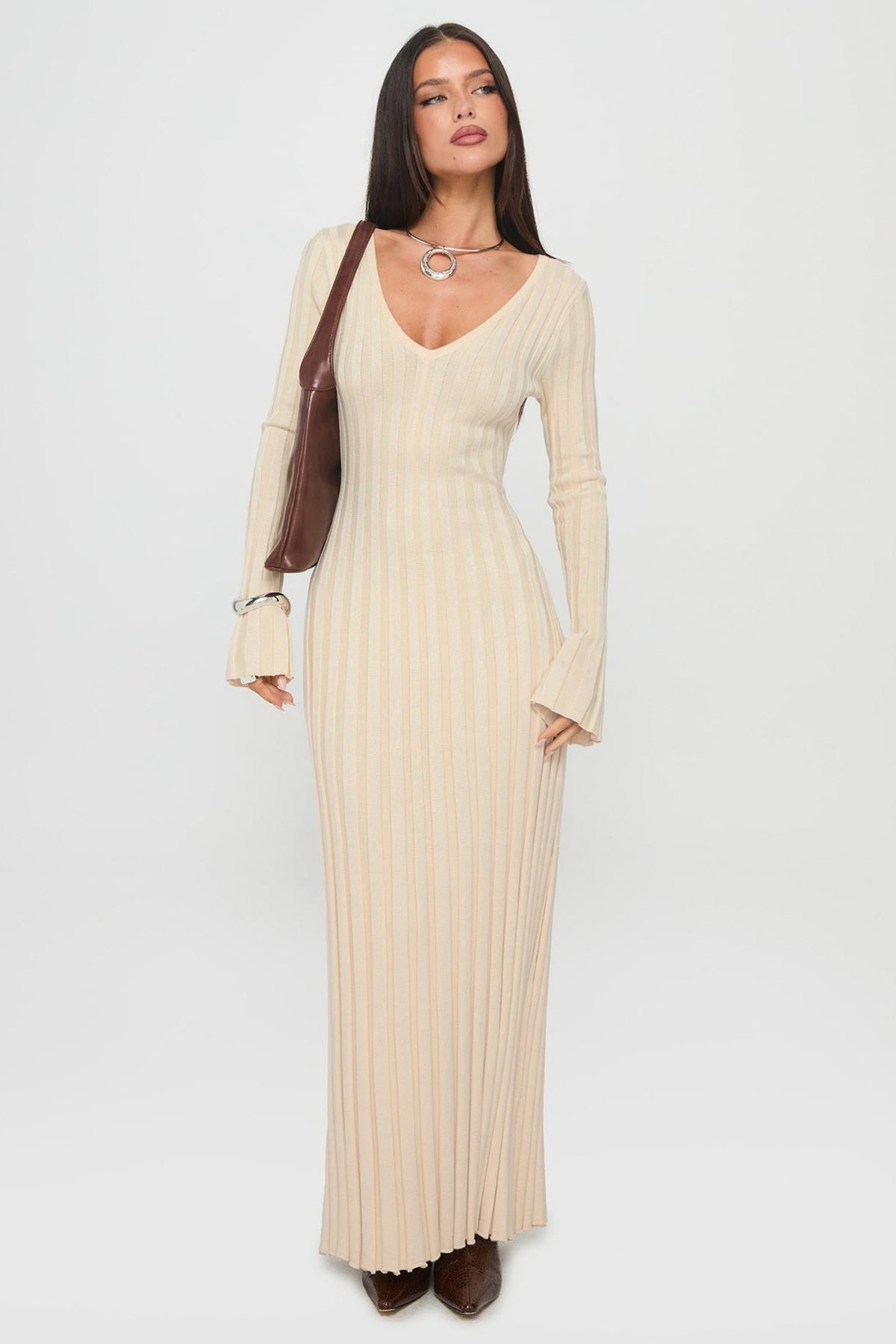 Ribbed Knit V Neck Long Sleeve Maxi Dress
