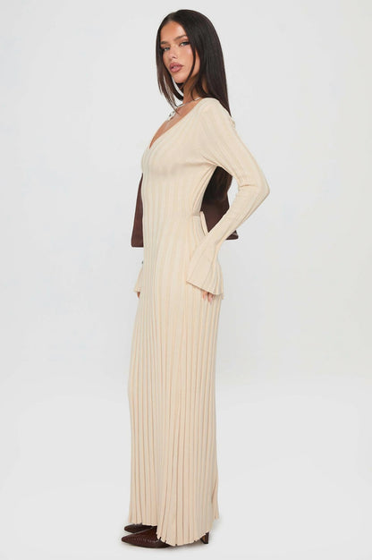 Ribbed Knit V Neck Long Sleeve Maxi Dress